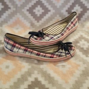 Sperry plaid flats